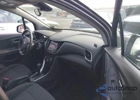 2020 Chevrolet Trax Awd Ls z USA, uszkodzony, nr VIN 3GNCJNSB9LL188831